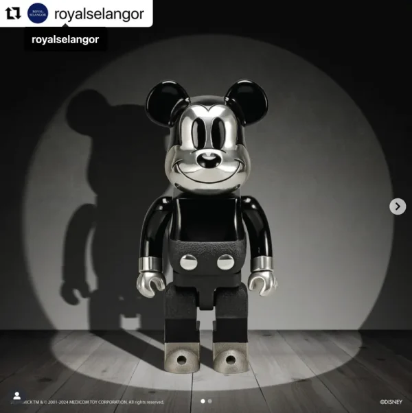 ROYAL SELANGOR MICKEY MOUSE B&W Ver. 400％ BE@RBRICK