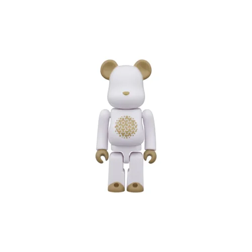 日本館 100％ BE@RBRICK