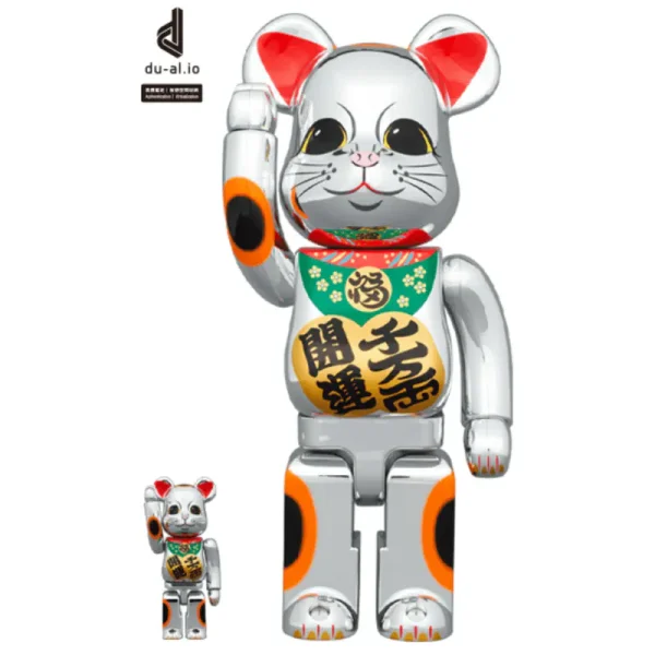 00364.webp 招き猫 招財貓 開運・千万両 銀メッキ 100% & 400% BE@RBRICK